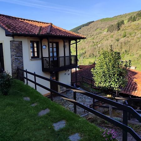 La Casina De Santulaya Villa Cangas De Narcea Dış mekan fotoğraf